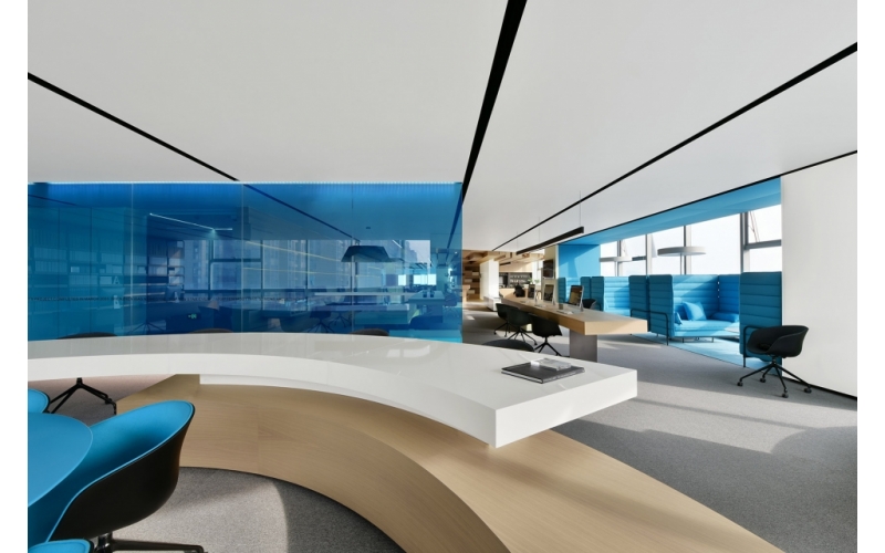 傳統(tǒng)設(shè)計(jì)效果圖制作與AI設(shè)計(jì)效果圖制作在設(shè)計(jì)思路和理念上存在顯著差異